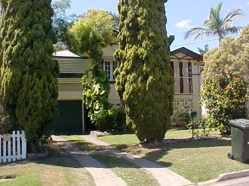 4 Curtis Street, Wandal QLD 4700